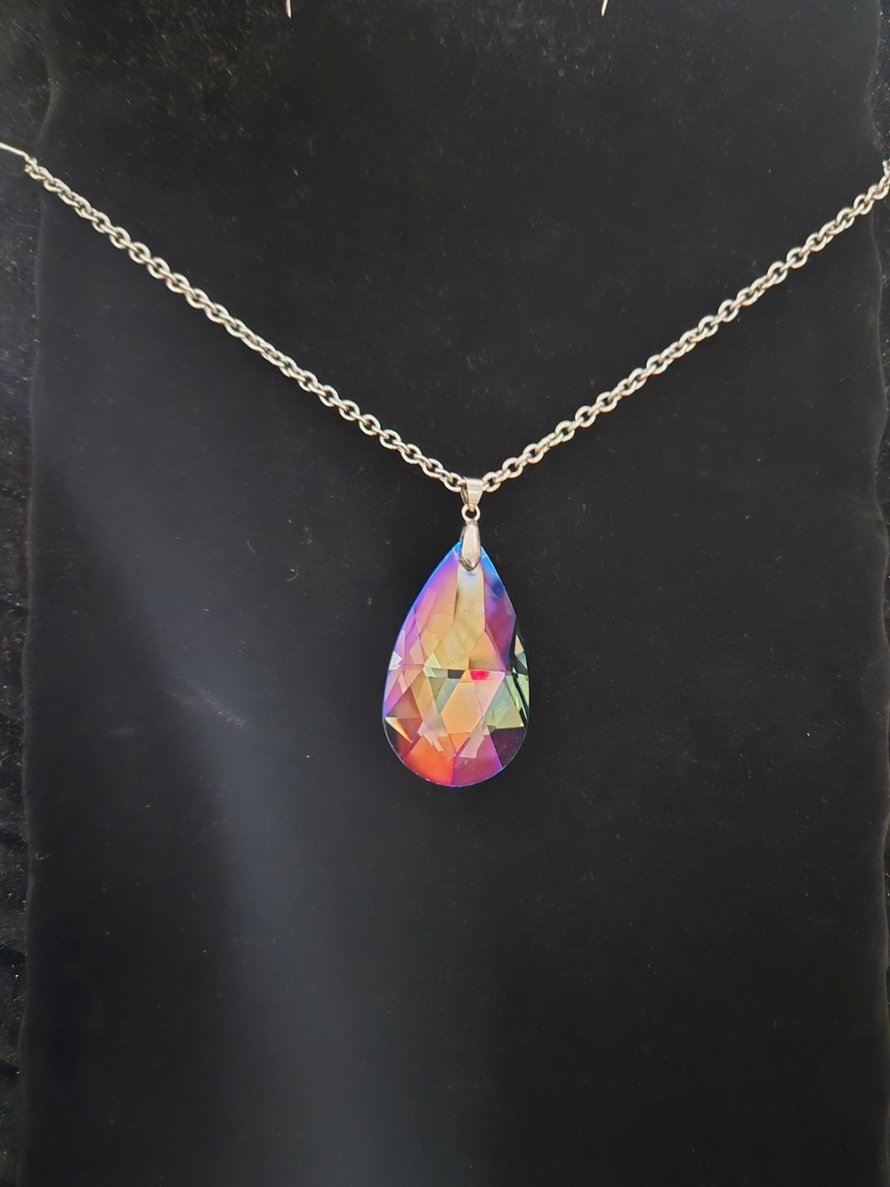 Avon Rainbow Teardrop Crystal Pendant Necklace